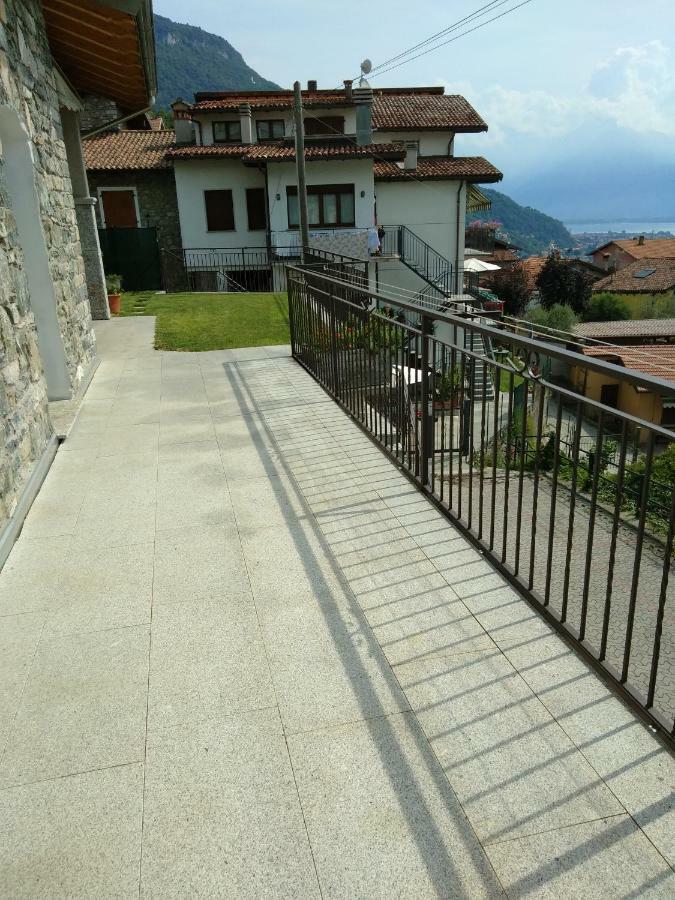 Apartment Rosa Dei Venti Gravedona Bagian luar foto